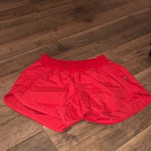 Lulu lemon tracker shorts size 4